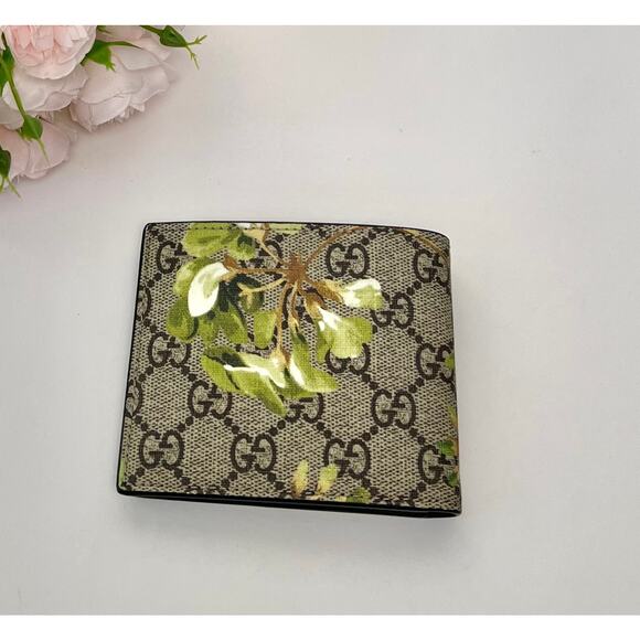 Gucci GG Monogram Bifold Wallet With White Leather - Picture 3 of 8